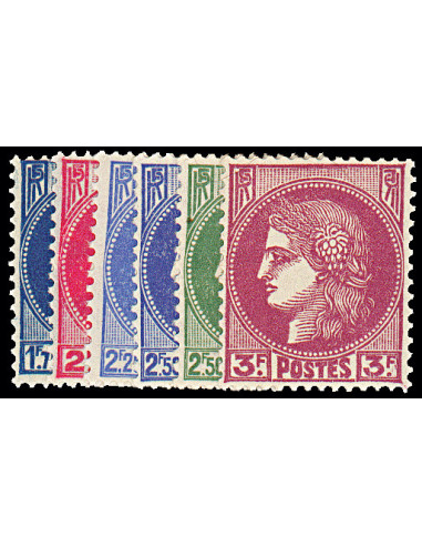France 372/76