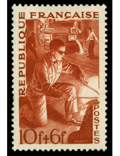 France 826